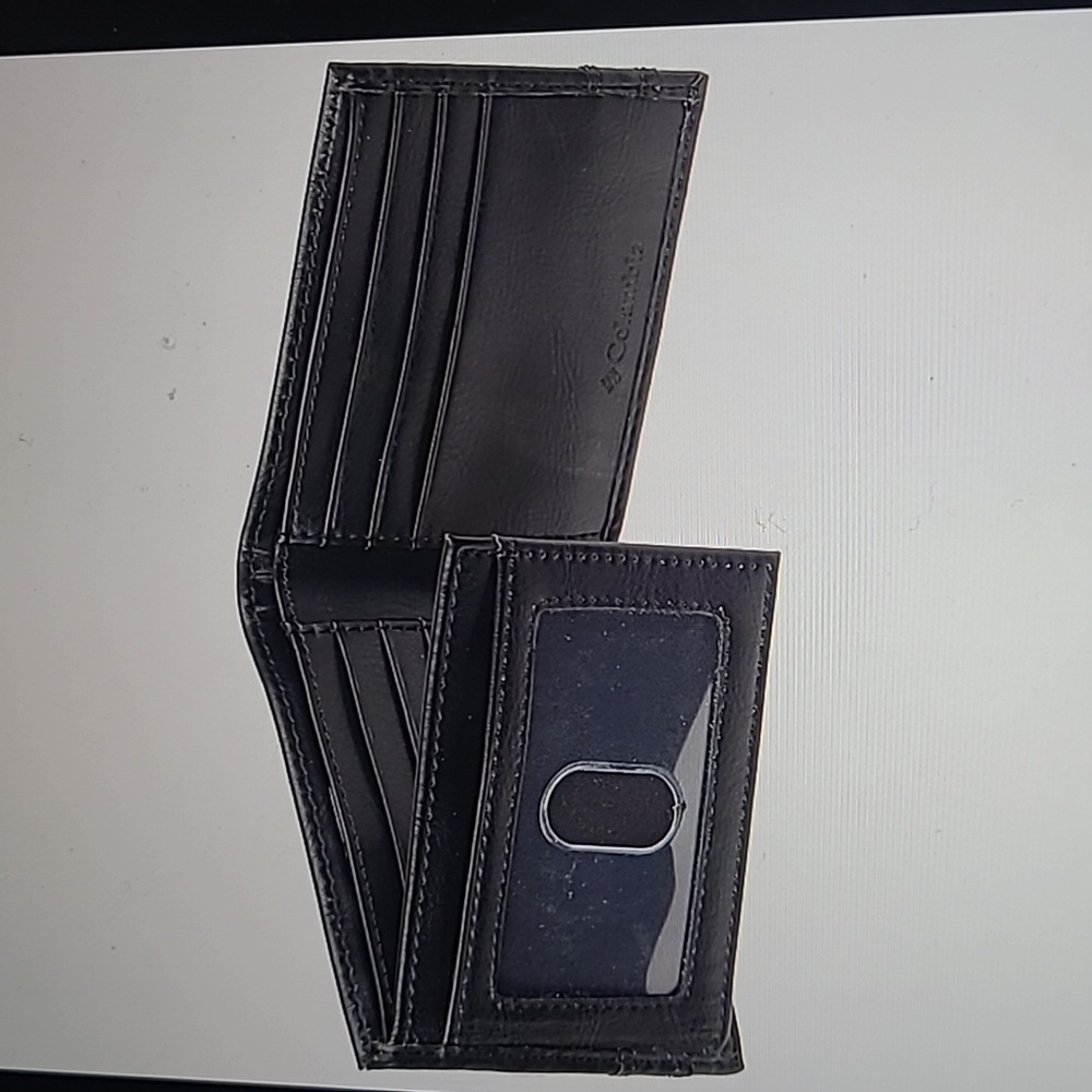 Columbia Men's RFID Traveler Wallet - Picture 7 of 9
